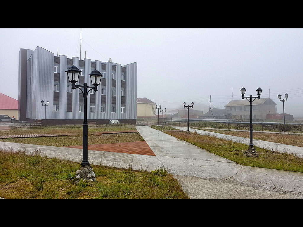 2-lavrentiya_chukotka_1.jpg